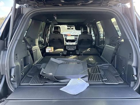 New 2026 Ford Expedition Platinum w/ Stealth Appearance Package AWD/4WD image 12