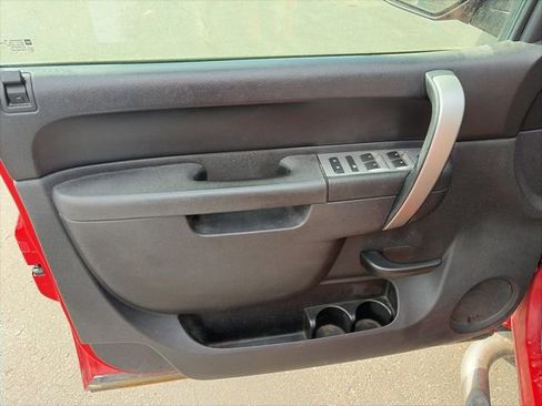 Used 2013 Chevrolet Silverado 1500 LT AWD/4WD image 9