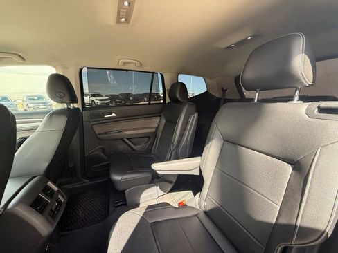 Used 2023 Volkswagen Atlas SE AWD/4WD image 20