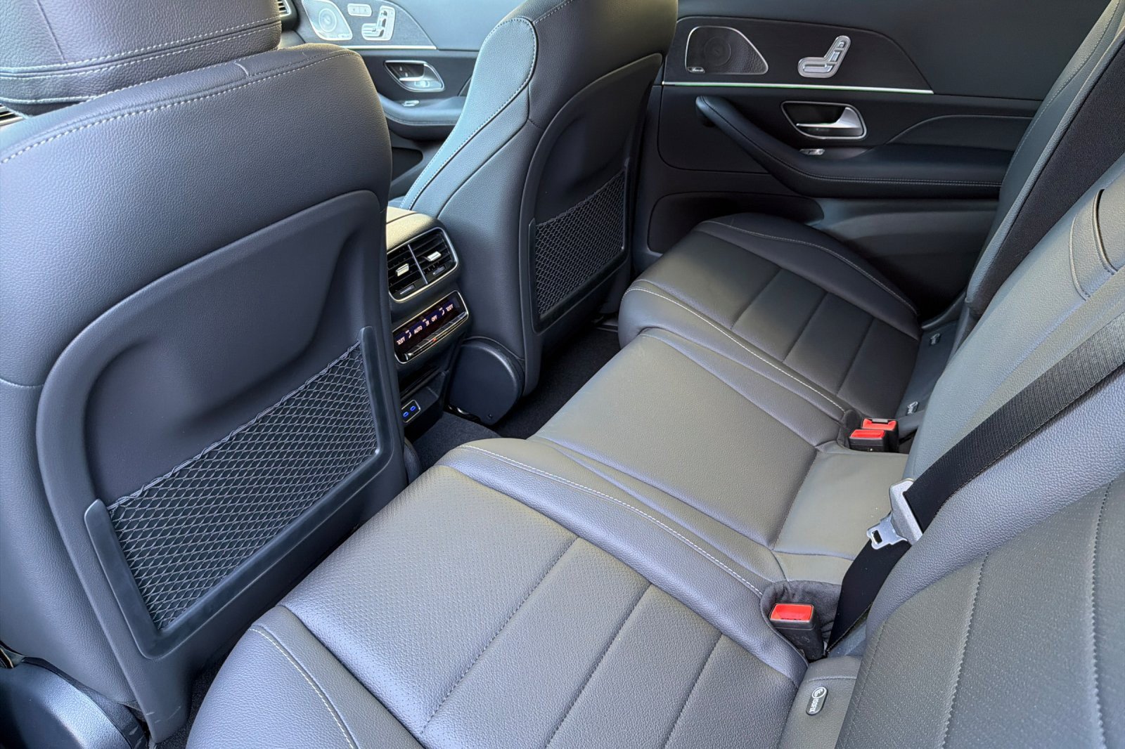 New 2026 Mercedes-Benz GLS 450 4MATIC image 11