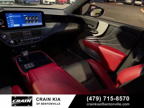 Used 2023 Lexus LS 500 F Sport w/ Cold Weather Package (CK) image 23