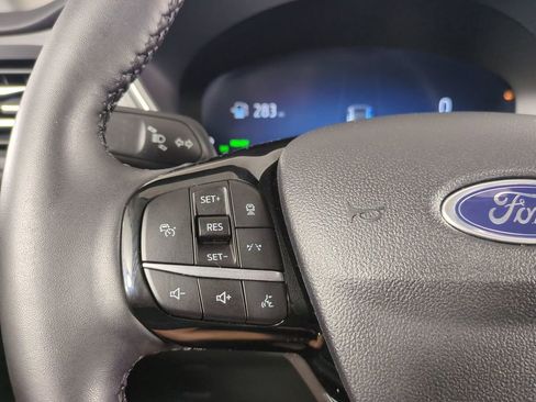 Used 2023 Ford Escape Platinum w/ Premium Technology Package image 31