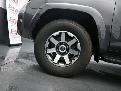 Used 2019 Toyota 4Runner TRD Off-Road Premium image 12