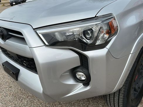 Used 2023 Toyota 4Runner SR5 Premium image 11