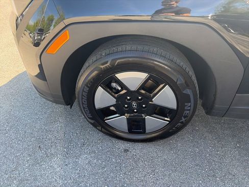 Used 2025 Hyundai Santa Fe SEL image 29