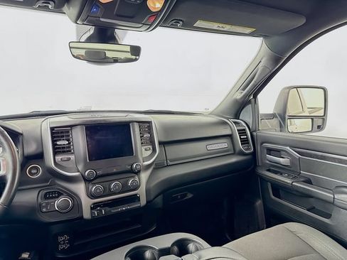 Used 2024 RAM 2500 Big Horn AWD/4WD image 25