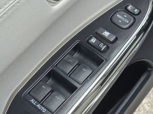 Used 2018 INFINITI QX60 Base w/ Premium Plus Package image 24