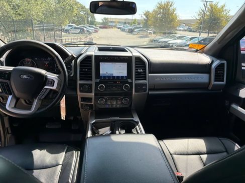 Used 2020 Ford F250 Lariat w/ Tremor Off-Road Package AWD/4WD image 31