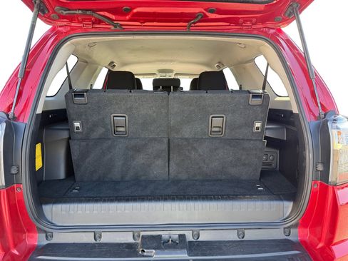 Used 2023 Toyota 4Runner SR5 image 17