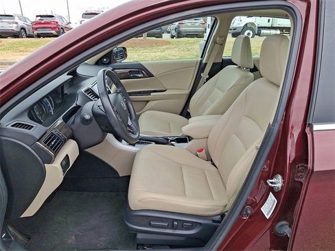 Used 2016 Honda Accord EX-L image 10