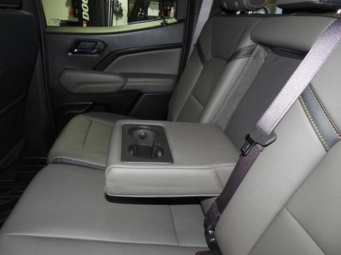 New 2026 Chevrolet Colorado ZR2 w/ Technology Package AWD/4WD image 41