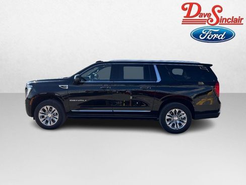 Used 2025 GMC Yukon XL Denali w/ Sun & Power Step Package AWD/4WD image 10