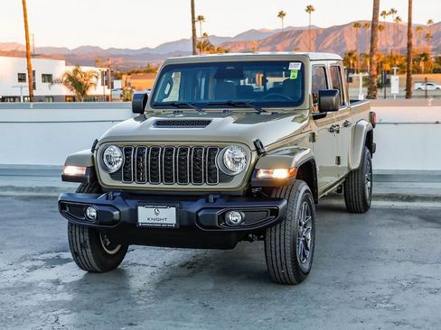 New 2026 Jeep Gladiator Sport image 4
