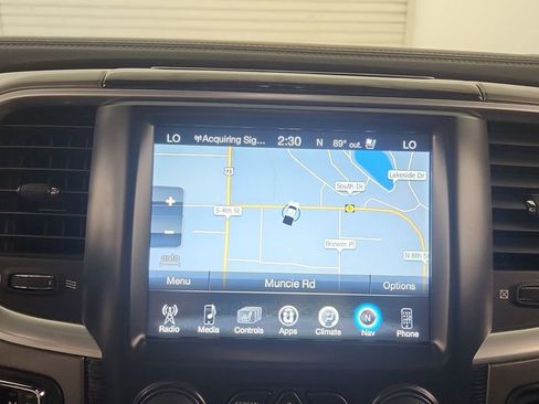 Used 2017 RAM 1500 Limited image 12