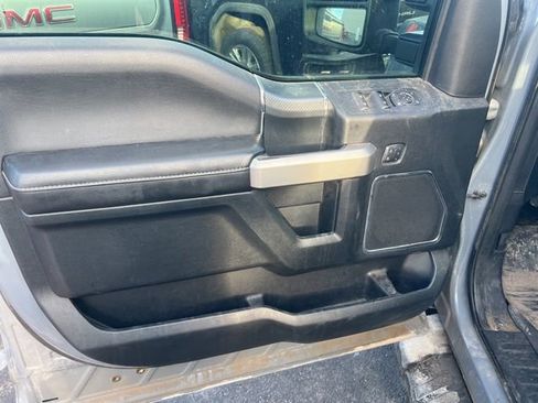 Used 2020 Ford F150 Lariat w/ Equipment Group 502A Luxury image 14