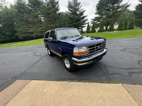Used 1996 Ford Bronco Eddie Bauer AWD/4WD image 3