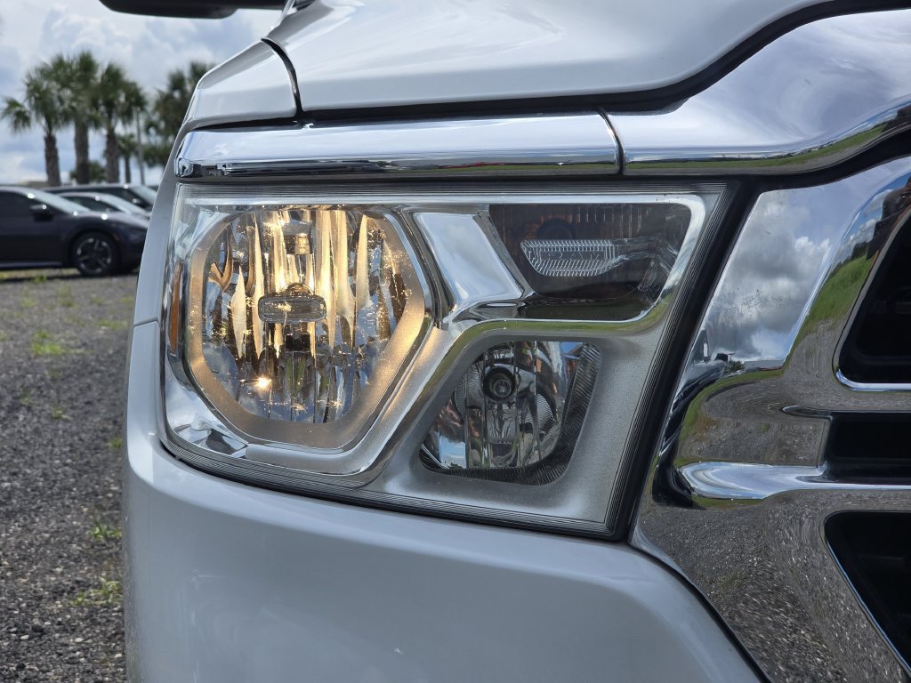 Used 2019 RAM 1500 Big Horn RWD image 10