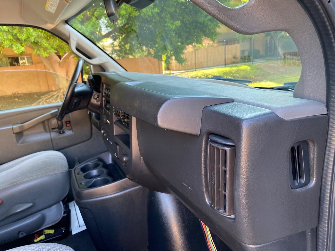 Used 2019 Chevrolet Express 3500 LT w/ LT Preferred Equipment Group RWD image 36