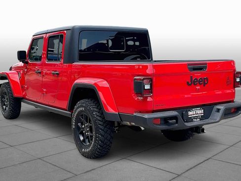 New 2025 Jeep Gladiator Willys image 12