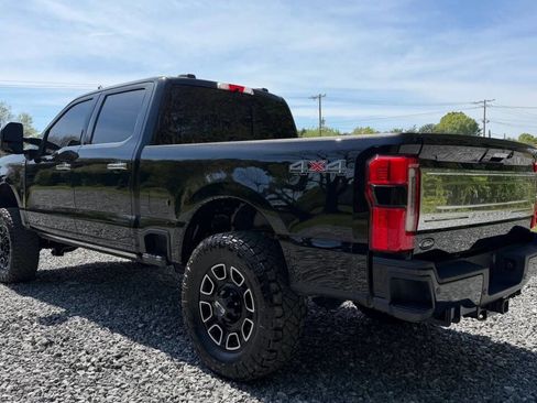 Used 2024 Ford F250 Platinum image 5