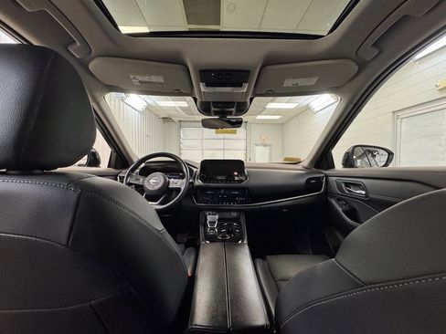 Used 2023 Nissan Rogue SL w/ SL Premium Package image 20