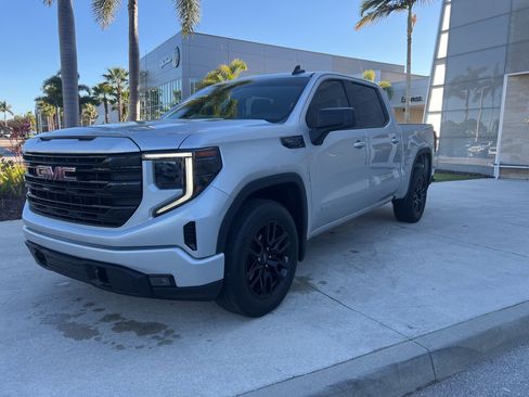 Used 2022 GMC Sierra 1500 Elevation image 4