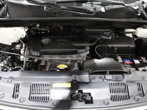 Used 2012 Toyota Highlander image 32