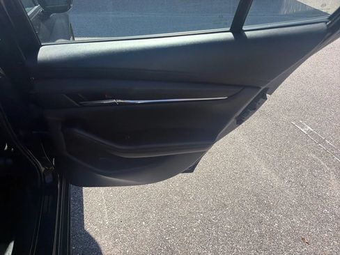 Used 2024 MAZDA MAZDA3 s FWD image 18