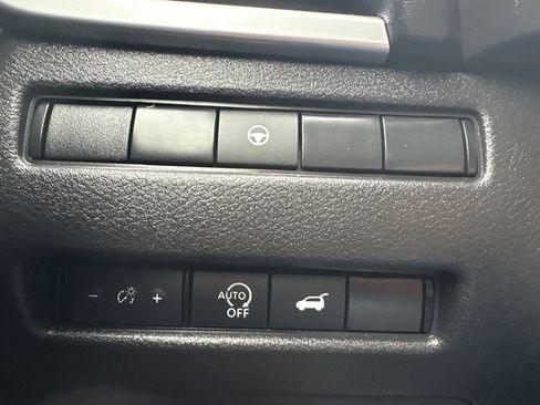 Used 2024 Nissan Rogue SV image 21