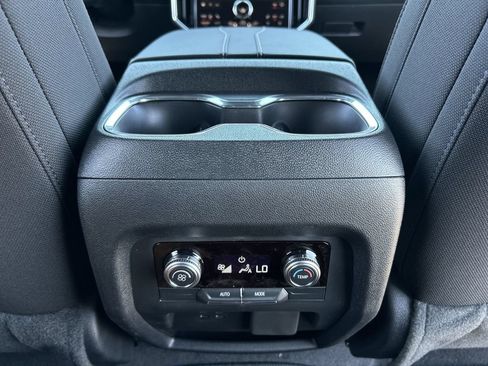 New 2026 GMC Acadia Elevation FWD image 21