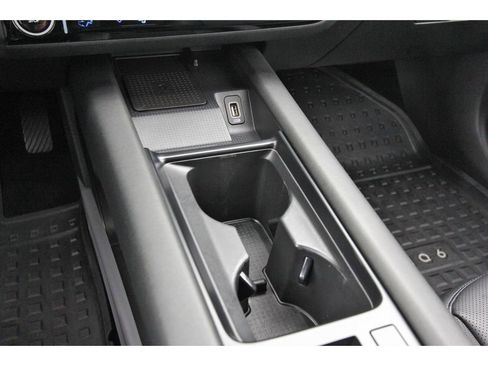 Used 2024 Hyundai Ioniq 6 SEL RWD image 30
