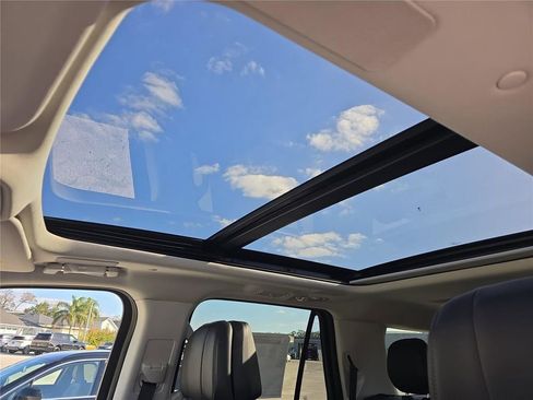 New 2026 Lincoln Navigator L Reserve AWD/4WD image 27