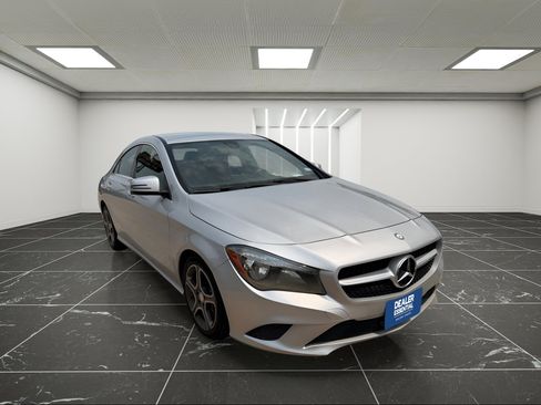 Used 2014 Mercedes-Benz CLA 250 image 5