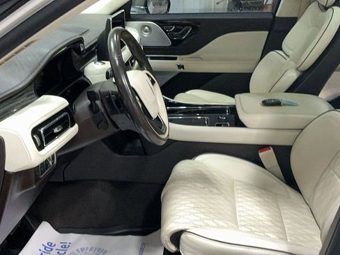 Used 2021 Lincoln Aviator Black Label w/ Dynamic Handling Package image 11