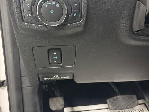 Used 2021 Ford F350 Lariat w/ Lariat Value Package image 11