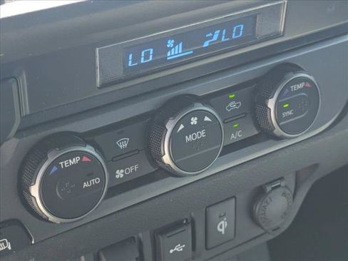 Used 2023 Toyota Tacoma TRD Sport RWD image 12