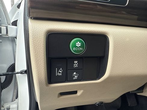 Used 2016 Honda Accord EX-L image 23