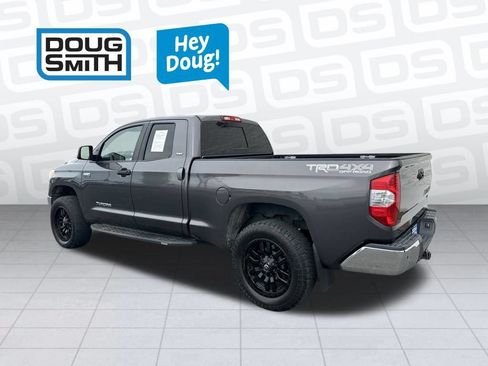 Used 2016 Toyota Tundra SR5 AWD/4WD image 4