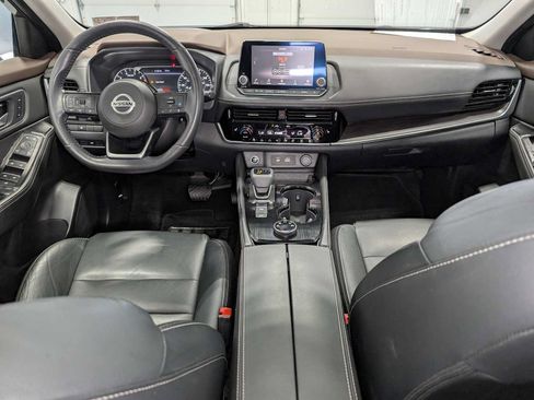 Used 2021 Nissan Rogue SL AWD/4WD image 12