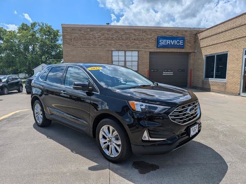 Used 2023 Ford Edge Titanium AWD/4WD image 4