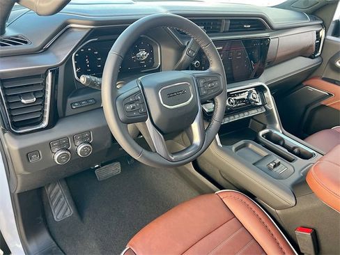 New 2026 GMC Sierra 2500 Denali Ultimate image 6
