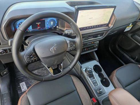 New 2025 Ford Bronco Sport Outer Banks w/ Outer Banks Tech Package+ AWD/4WD image 3