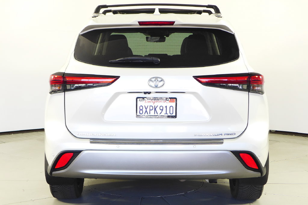 Used 2021 Toyota Highlander Platinum AWD/4WD image 8