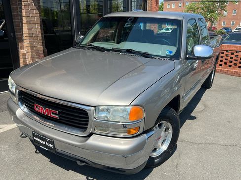 Used 2000 GMC Sierra 1500 2WD Extended Cab w/ Convenience Plus Group image 2