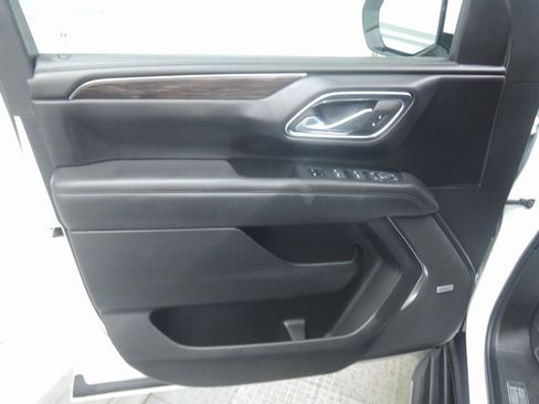 Used 2024 Chevrolet Tahoe LT w/ Luxury Package image 26