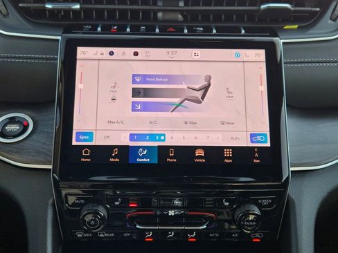 New 2025 Jeep Grand Cherokee Limited image 21