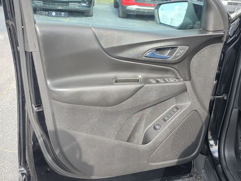 Certified 2020 Chevrolet Equinox LT w/ Midnight Edition FWD image 18