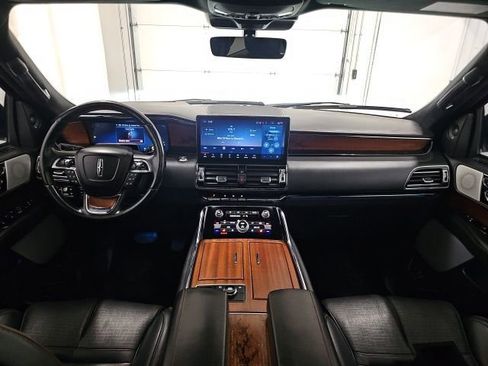 Used 2022 Lincoln Navigator L Black Label image 35