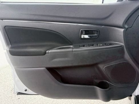 Used 2024 Mitsubishi Outlander Sport AWD image 13