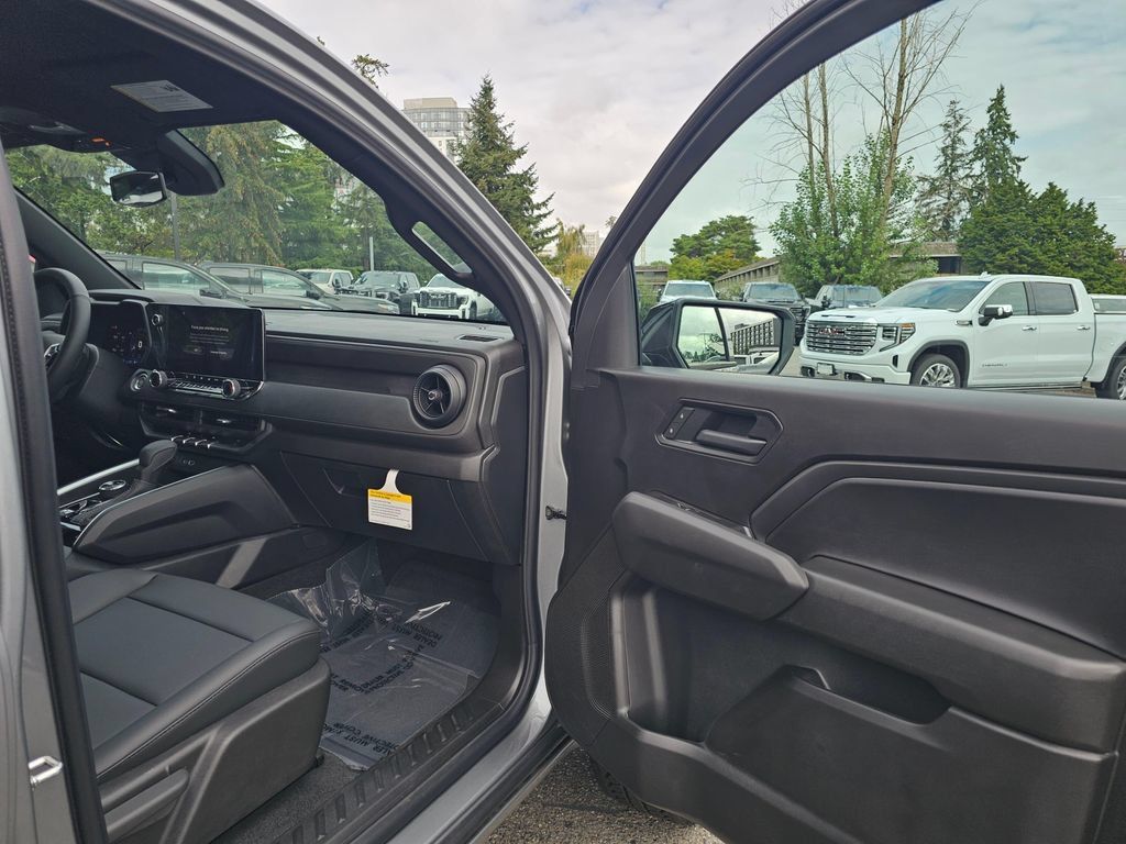 New 2026 Chevrolet Colorado Trail Boss AWD/4WD image 12